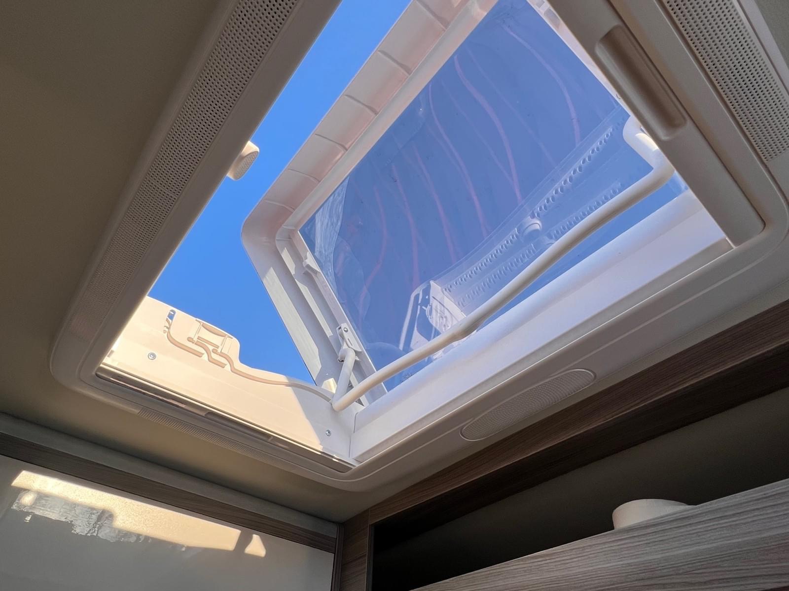 Camping-car Peugeot Boxer 4x4 MEGA mobile CLASSSIC 600 – Image 42