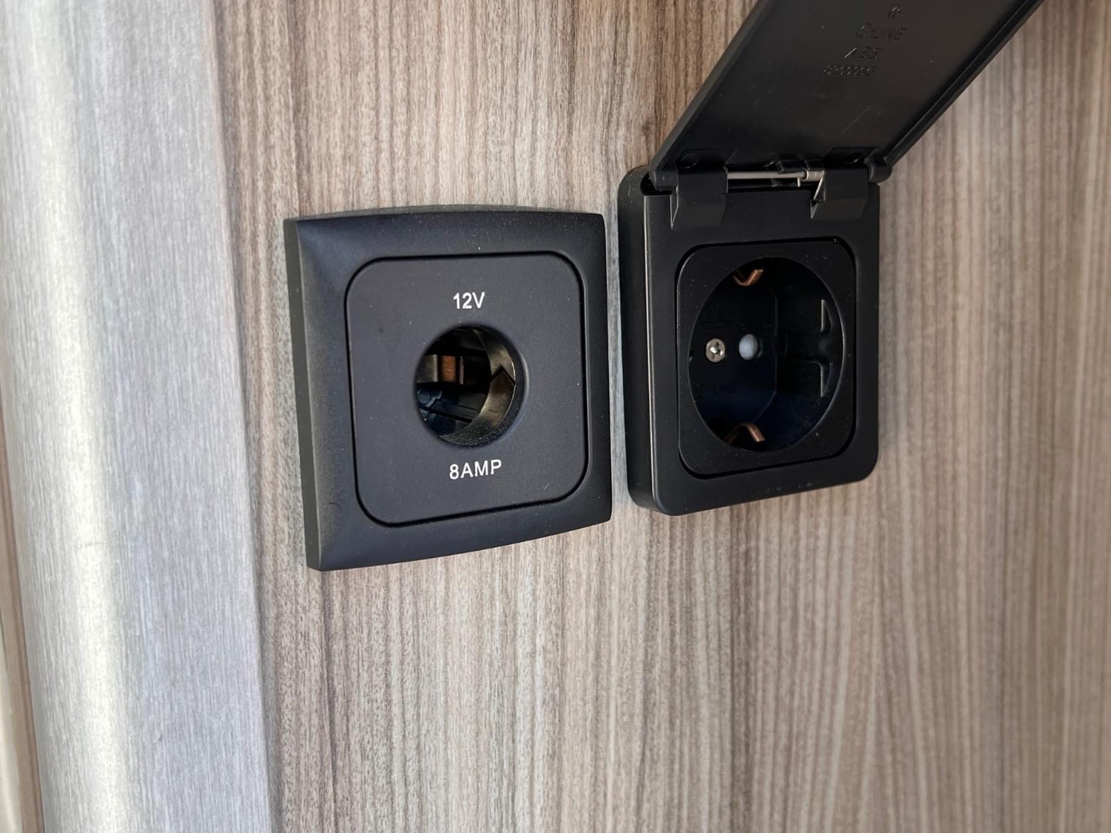 Camping-car Peugeot Boxer 4x4 MEGA mobile CLASSSIC 600 – Image 47