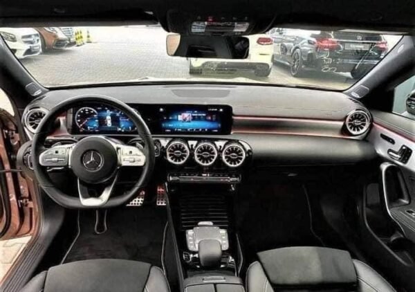 Mercedes-Benz CLA 200 – Image 15