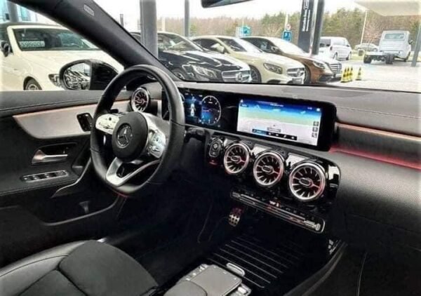 Mercedes-Benz CLA 200 – Image 23