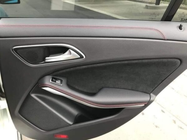 Mercedes-Benz CLA 45 AMG Shooting Brake – Image 20