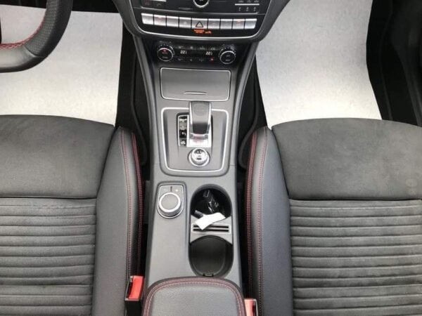 Mercedes-Benz CLA 45 AMG Shooting Brake – Image 21