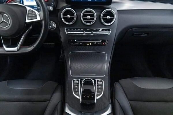 Mercedes-Benz GLC 43 AMG – Image 10