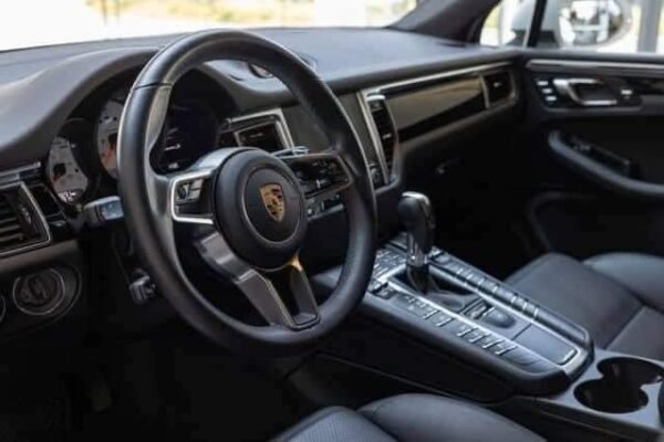 Porsche Macan S – Image 7
