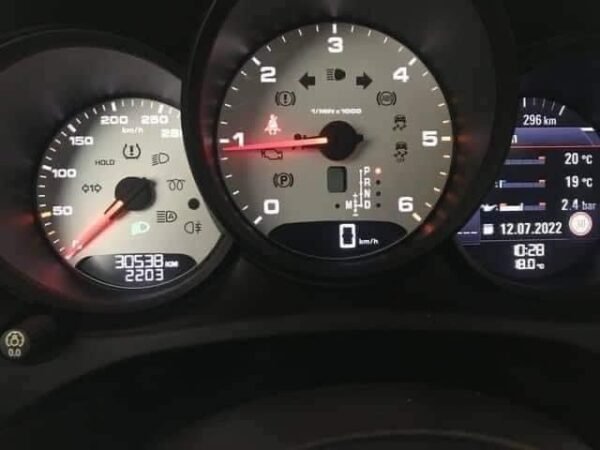 Porsche Macan S – Image 13