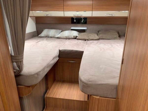 Camping-car ADRIA CORAL 670 5 Places – Image 8