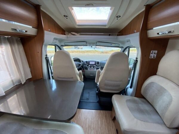 Camping-car ADRIA CORAL 670 5 Places – Image 14