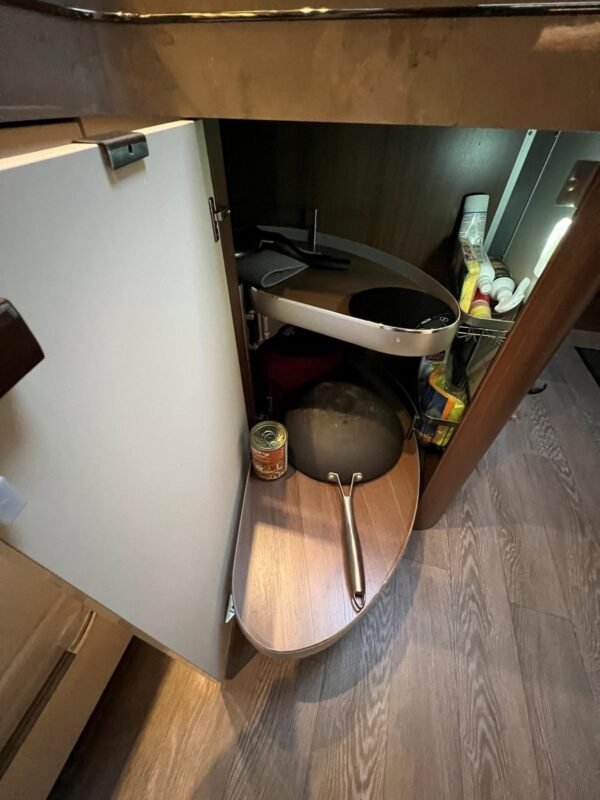 HOBBY Prestige 560 FC (caravane) – Image 7