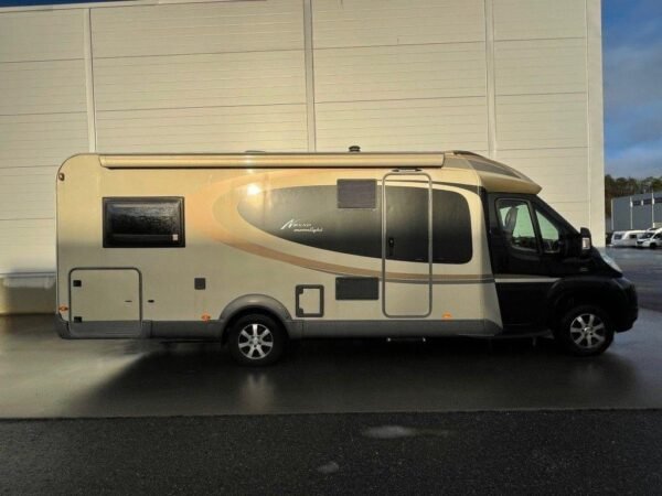 Bürstner T 729 Moonlight (camping-car) – Image 2