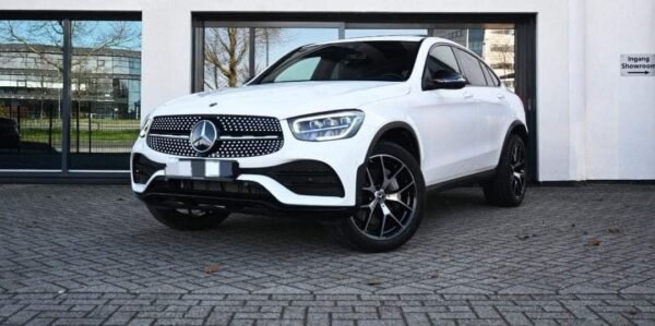 MERCEDES-BENZ GLC COUPÉ 300