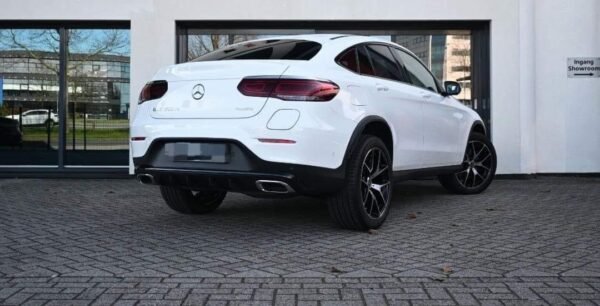 MERCEDES-BENZ GLC COUPÉ 300 – Image 3