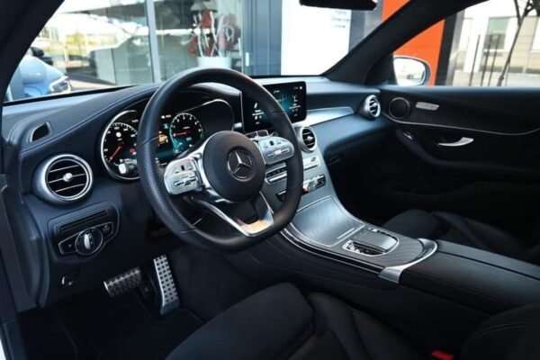 MERCEDES-BENZ GLC COUPÉ 300 – Image 7