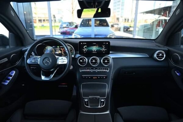 MERCEDES-BENZ GLC COUPÉ 300 – Image 9