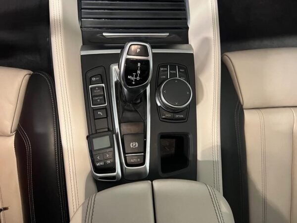 BMW X6 – Image 12