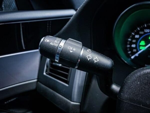Jaguar XF – Image 35