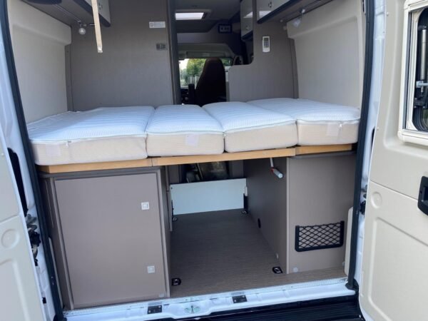 Camping-car BÜRSTNER CITY 540 (Fourgon) – Image 9