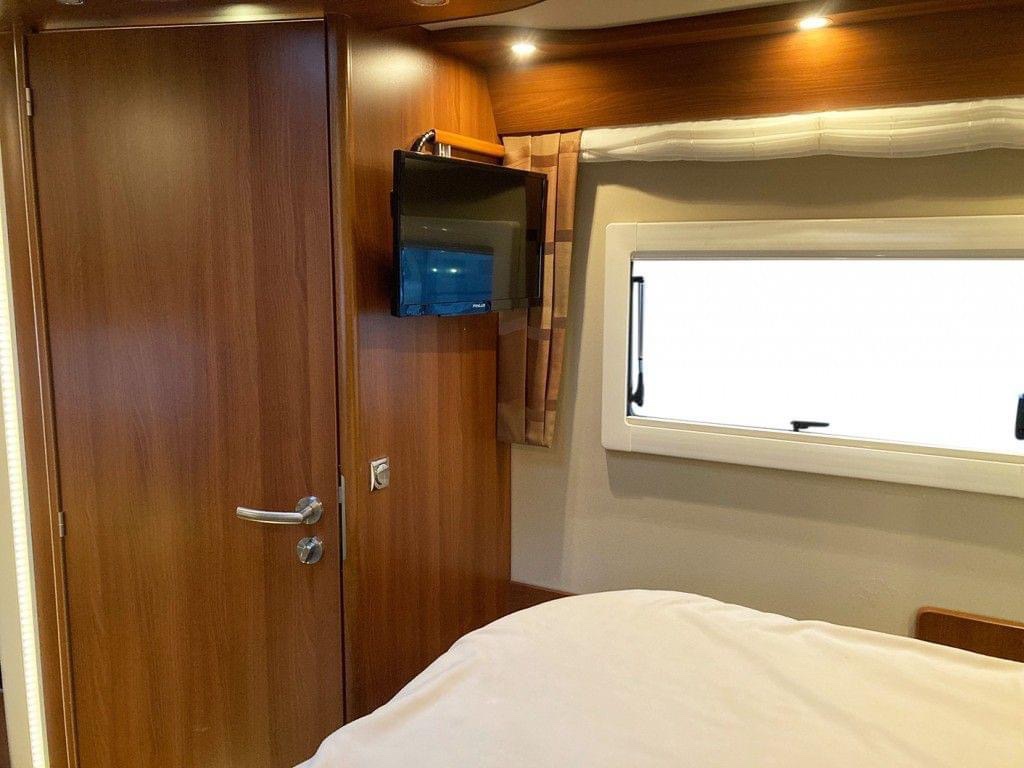 Camping-car Intégré Carthago Chic E-line en 51 QB – Image 19