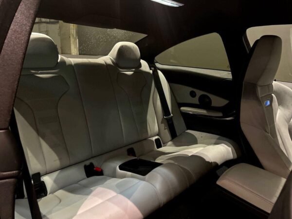 BMW M4 – Image 13