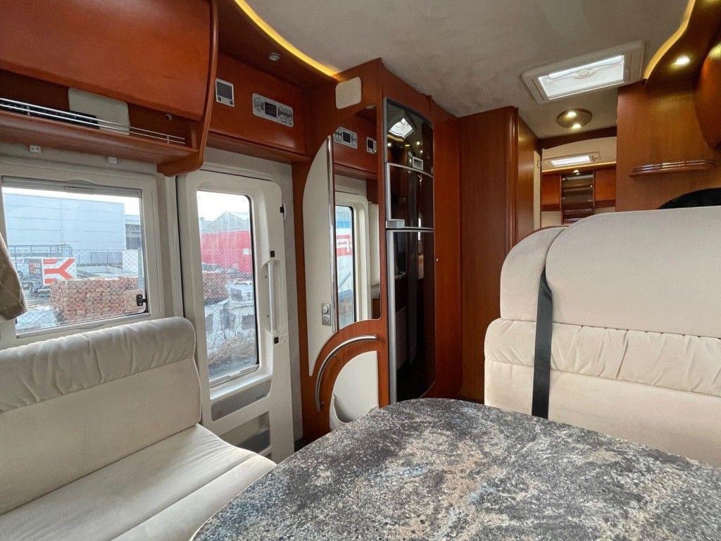 Camping-car Intégral Concorde Credo – Image 4