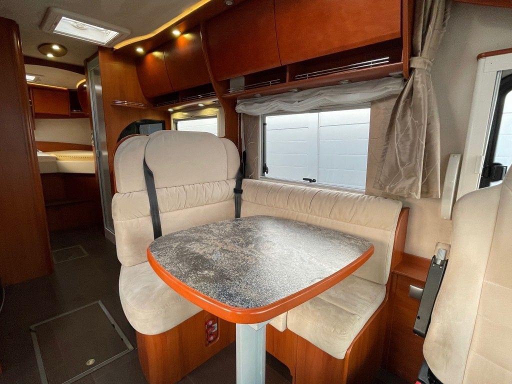 Camping-car Intégral Concorde Credo – Image 5