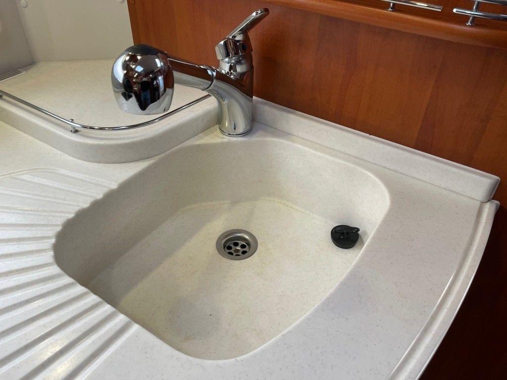 Camping-car Intégral Concorde Credo – Image 17