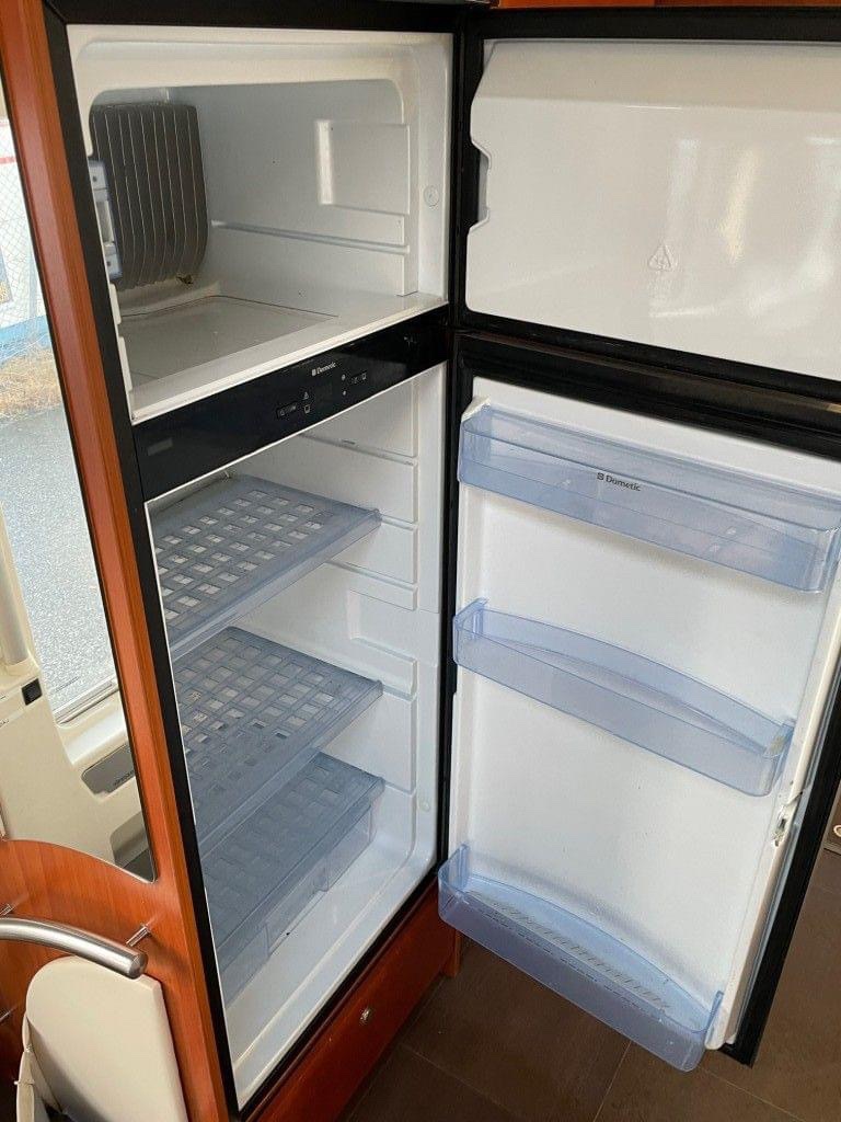 Camping-car Intégral Concorde Credo – Image 21