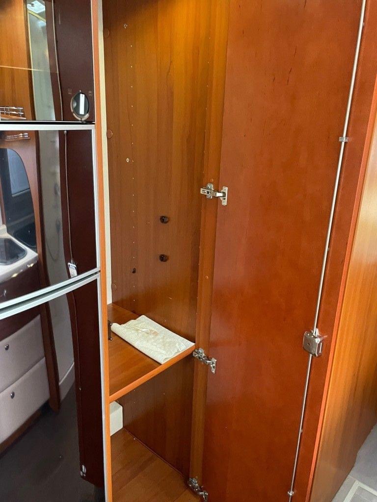 Camping-car Intégral Concorde Credo – Image 22