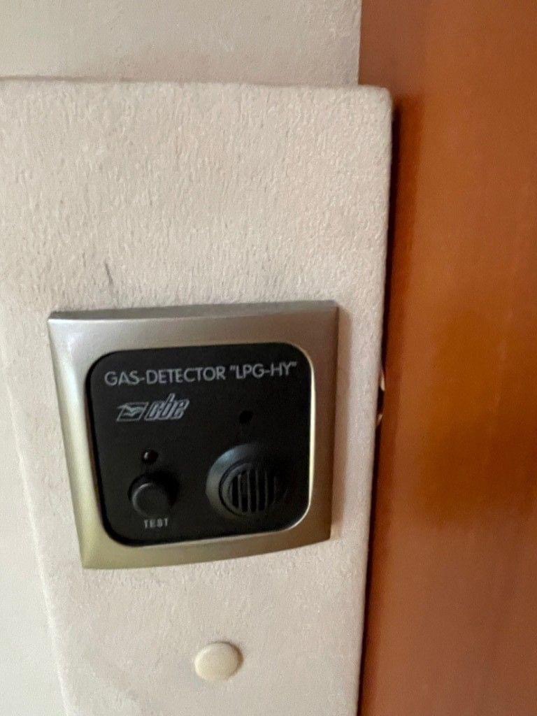 Camping-car Intégral Concorde Credo – Image 33