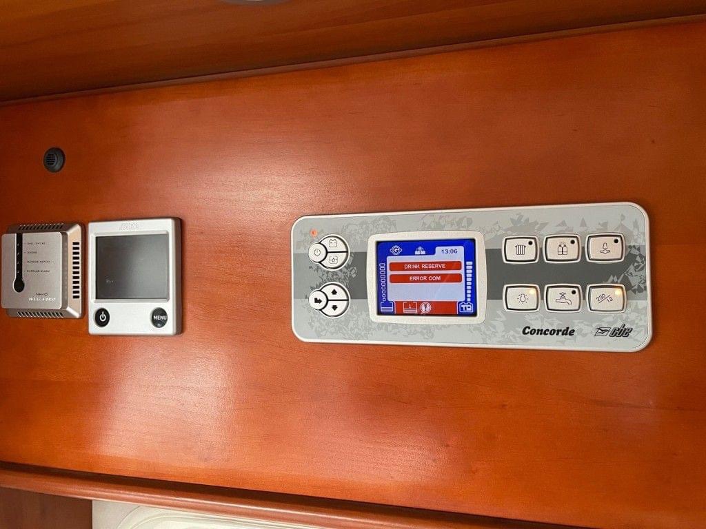 Camping-car Intégral Concorde Credo – Image 34