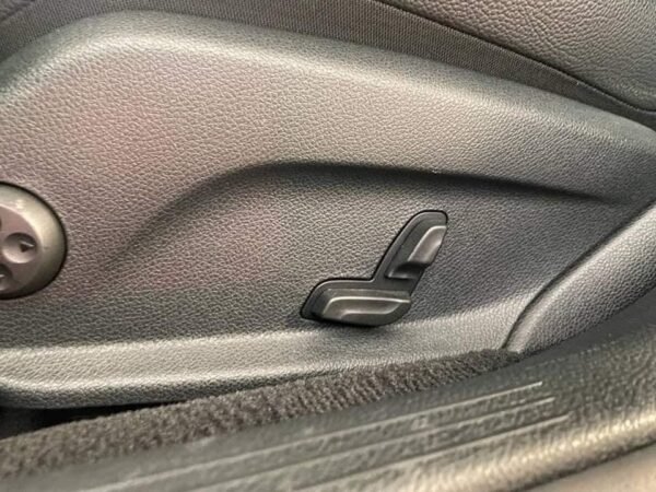 Mercedes-Benz Classe E 350 – Image 24