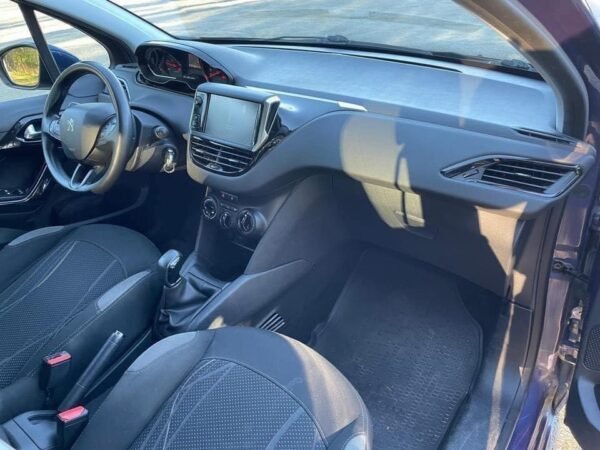 Peugeot 208 – Image 19