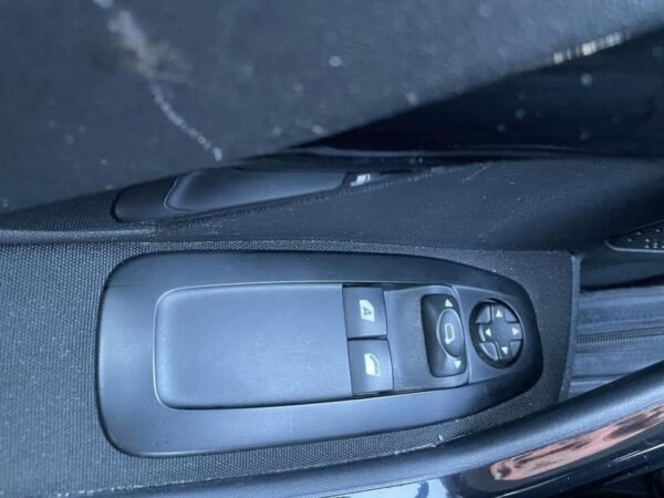 Peugeot 208 – Image 29