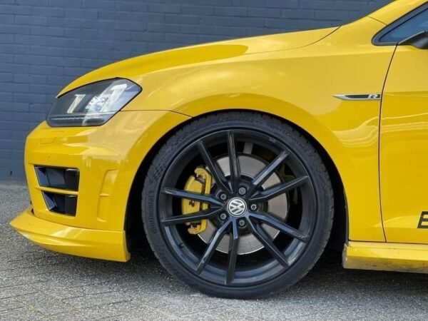 Volkswagen Golf – Image 8