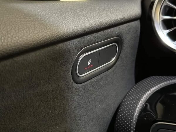 Mercedes-Benz Classe A35 – Image 17