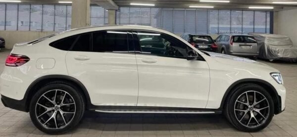 MERCEDES-BENZ GLC 220 d  4Matic Coupé Premium – Image 7