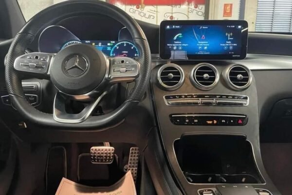 MERCEDES-BENZ GLC 220 d  4Matic Coupé Premium – Image 17