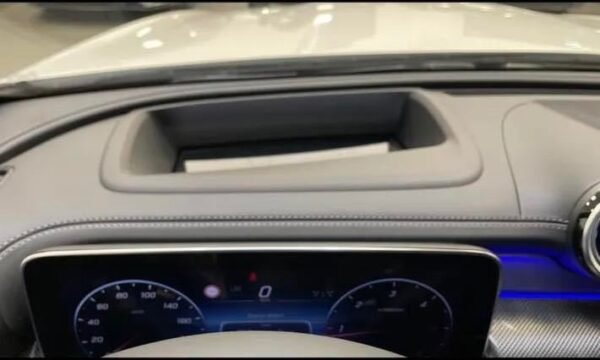 Mercedes-benz GLC 220 – Image 18