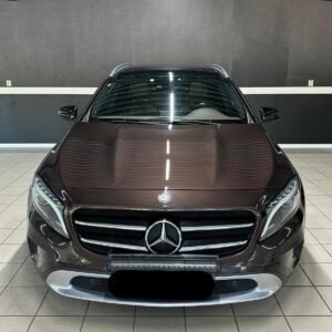 Mercedes-Benz GLA
200