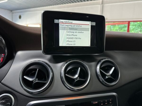 Mercedes-Benz GLA
200 – Image 15