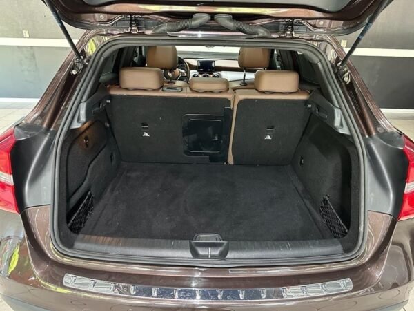 Mercedes-Benz GLA
200 – Image 26