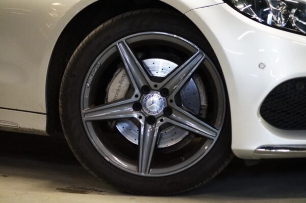 Mercedes-Benz Classe C 180 AMG – Image 11