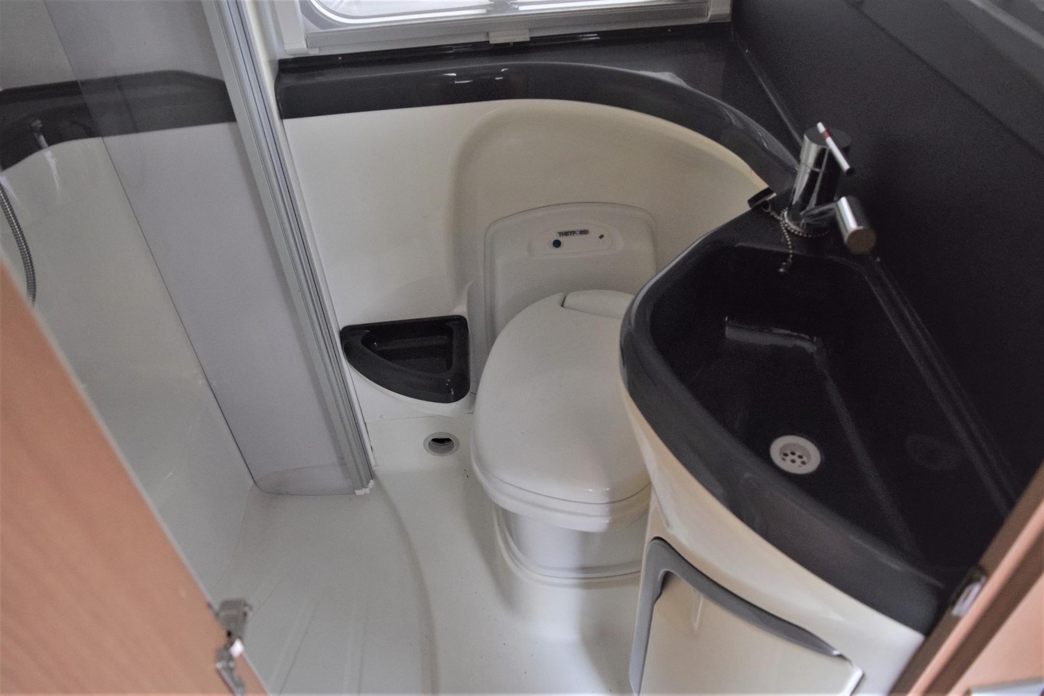 Camping-car KNAUS Sport TI 650 MG Boîte Automatique – Image 11