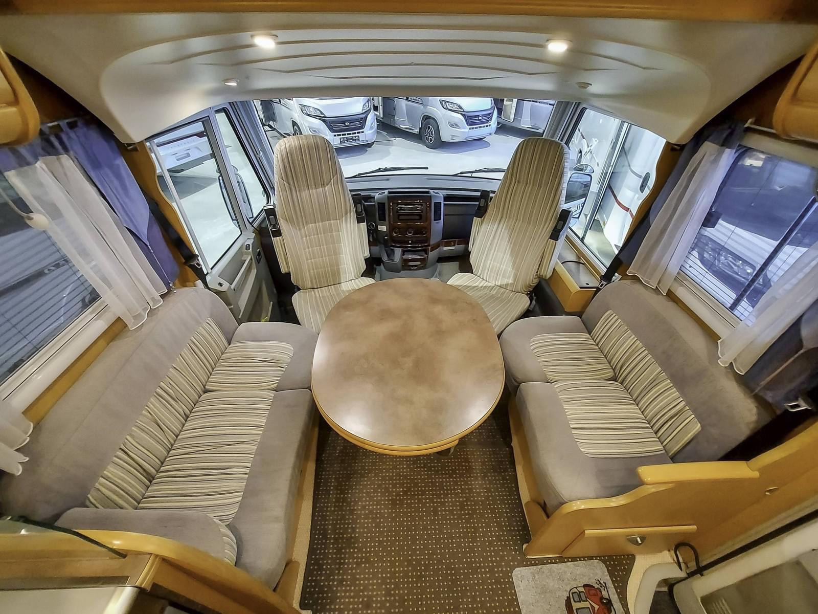 Camping-car Pilote Galaxy 734FG Porteur Mercedes Automatique – Image 9