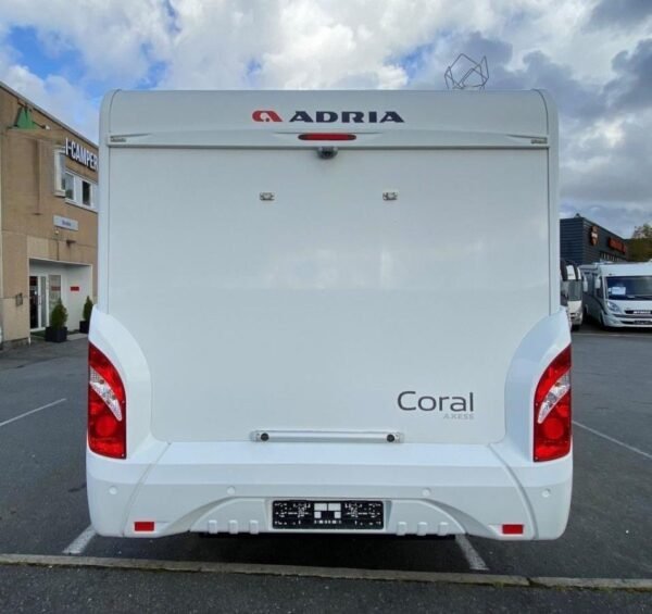 ADRIA CORAL S 690 SC 2015 FAIBLE KILOMÉTRAGE – Image 3