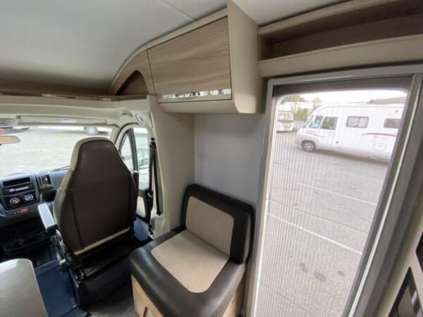 ADRIA CORAL S 690 SC 2015 FAIBLE KILOMÉTRAGE – Image 11