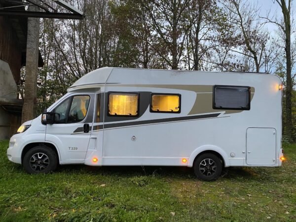 Camping-car CARADO T 339 (semi-intégré) – Image 5