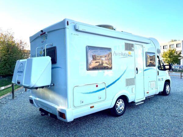 Camping-car FIAT Ducato 2.3JTD 130PS PILOTE Aventura – Image 6