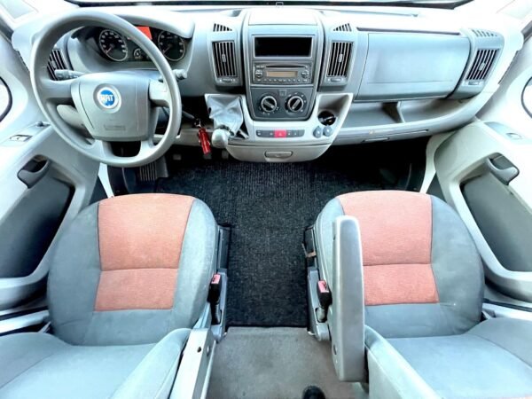 Camping-car FIAT Ducato 2.3JTD 130PS PILOTE Aventura – Image 14
