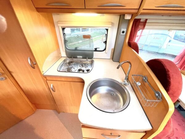 Camping-car FIAT Ducato 2.3JTD 130PS PILOTE Aventura – Image 15