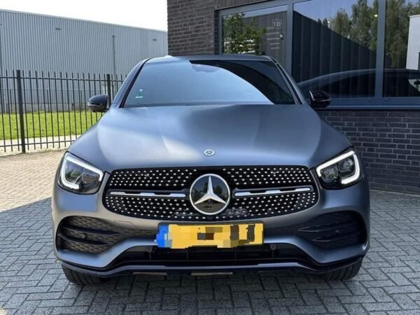 Mercedes-Benz GLC
Coupé 300e 4MATIC AMG – Image 2